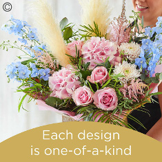 Hand-tied bouquet made with the finest flowers HT10S
